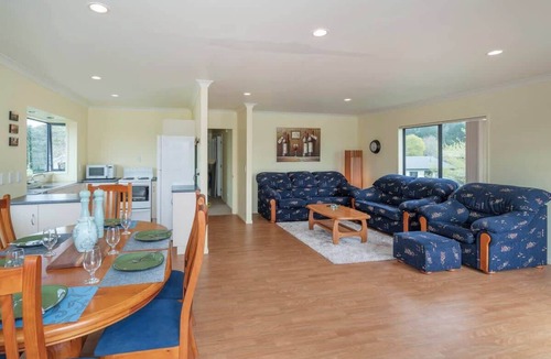 Cooks Beach House | Hosts on the Coast Laze away at Cooks