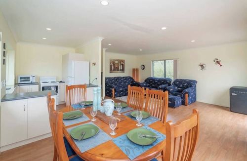 Cooks Beach House | Hosts on the Coast Laze away at Cooks