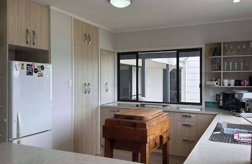 Whangamata House | Hosts on the Coast Dad's Place