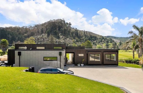 Whangamata House | Hosts on the Coast "The Country Club"