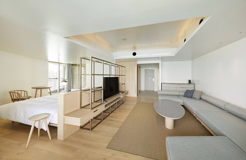 Maejima Hotel | HOTEL ANTEROOM Naha