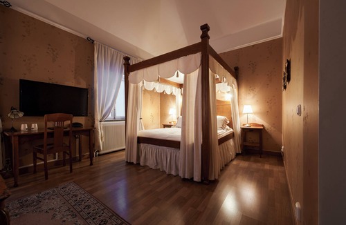Gamla staden Hotel | Hotel Läckö