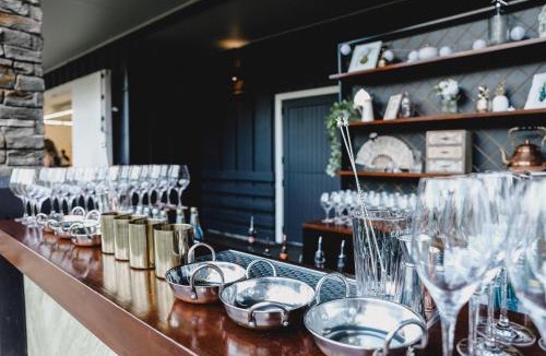 Riverhead Villa | HUs - Boutique Venue & Accommodation