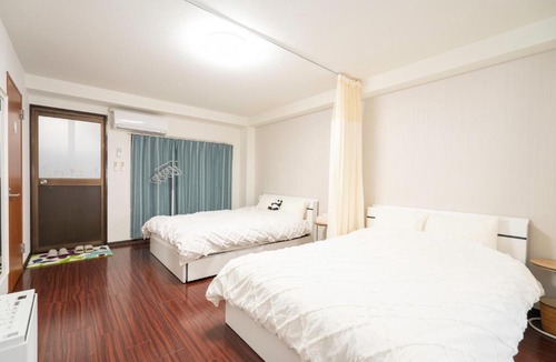 Kamiikebukuro Apartment | Ikebukuro East Exit Queen Bed Room, 2F