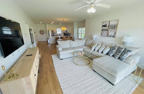Central Myrtle Beach Apartment | Incredible 2BR condo in the center of MB
