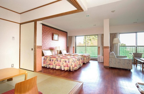Futo Hotel | Izu-Kogen Wan Wan Paradise Condominium