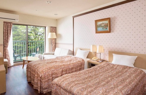 Futo Hotel | Izu-Kogen Wan Wan Paradise Condominium