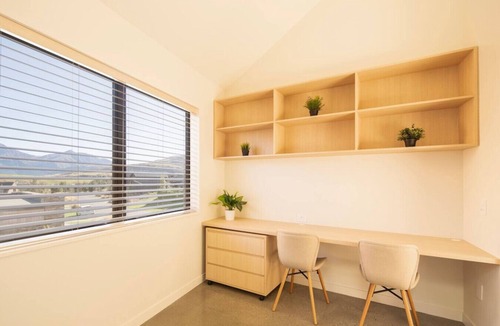 Jacks Point House | Jacks Point Rise by MajorDomo - Sauna & Spa Pool