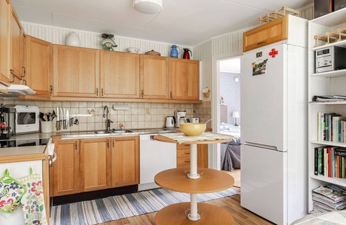 Brokind House | Kallvik by Interhome