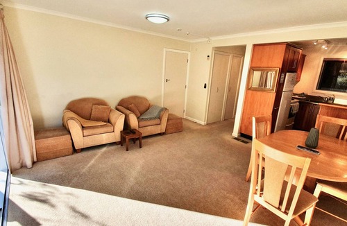 Stepneyville Apartment | Kimberley Two - Nelson Waterfront Apartment - Free Cancellation Available Here!