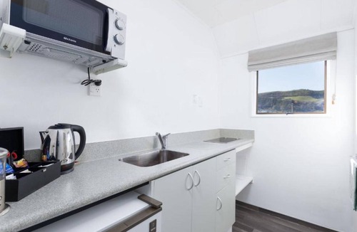 Nelson Hotel | Kings Gate Motel