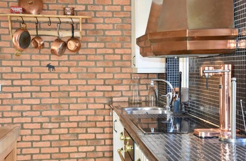 Gallstad House | Kopperhemmet Gård – Spacious Holiday Home with Sauna, Hot Tub & Nature