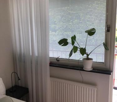 Bastad Apartment | Lägenhet/studio i centrala Båstad