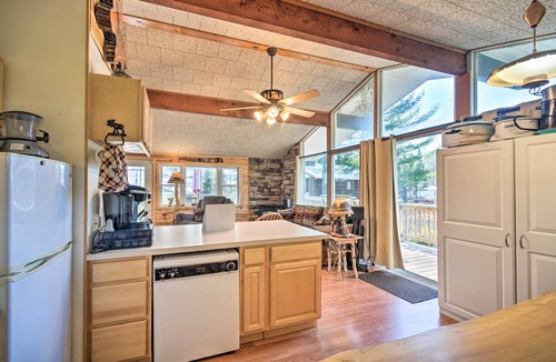 Speculator Cottage | Lake Pleasant Access! Speculator Cottage w/Deck