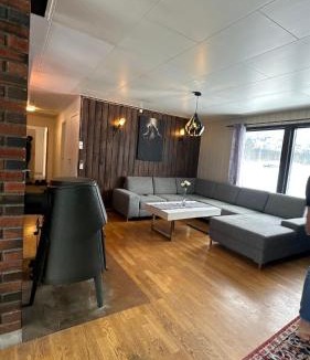Bø Apartment | Large and spacious detached house