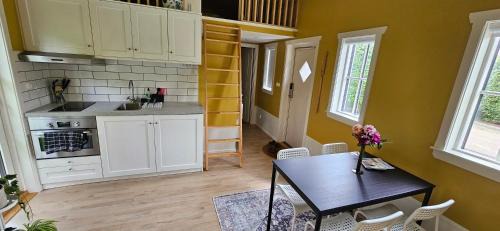 Falkenberg House | Litet hus nära centrum och tågstation