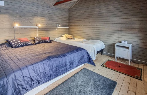 Molltorp House | Look forward to a wonderful vacation in this homey house.