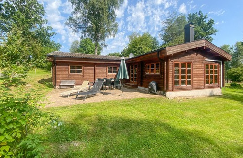 Gnosjo Municipality House | Lovely home in Anderstorp with WiFi