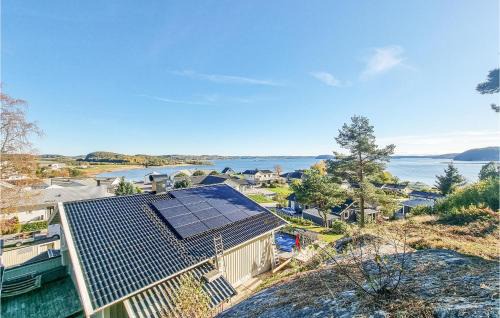 Uddevalla House | Lovely Home In Uddevalla With Kitchen