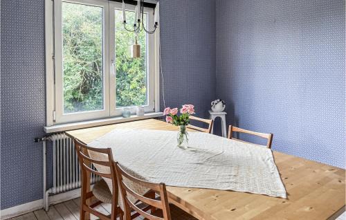 Ullared House | Lovely Home In Ullared With Kitchen