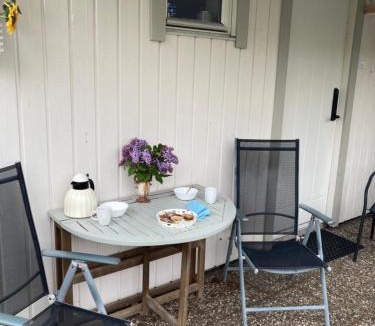 Stromstad Apartment | Lugnt och centralt
