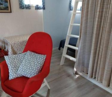 Stromstad Apartment | Lugnt och centralt