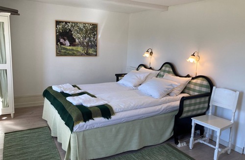 Simrishamn Bed & Breakfast | Lunkaberg Bed & Breakfast