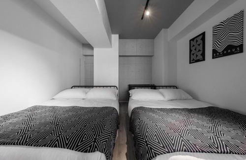 Higashi Apartment | Luxia 601