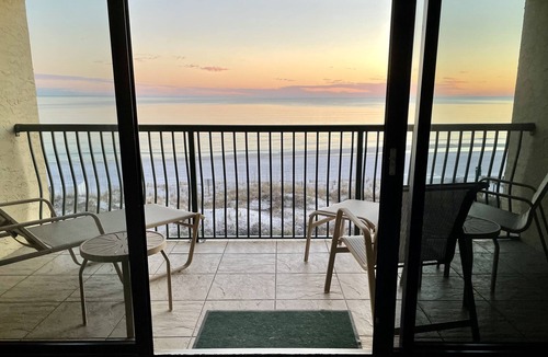 Destin Condo | Luxury Beach Front- Top Floor Balcony Panoramic Gulf Views