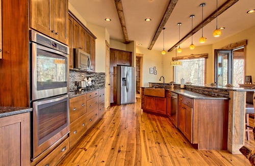 Clayton Cabin | Luxury, Long Range Views with Hot Tub & Firepit