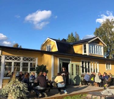 Moja Hostel | Möja Värdshus