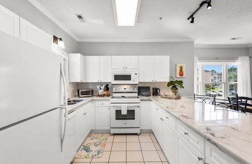 Central Myrtle Beach Condo | Magnificent Magnolias