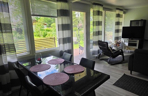 Alavus Apartment | Majoitu viihtyisästi, tilaa riittää koko perheelle!