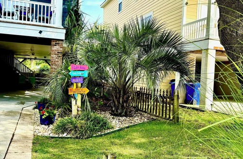 Surfside Beach House | Make memories in this spacious home, short walk to the beach and Surfside Pier.