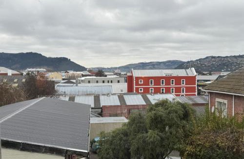 Dunedin City Centre Hostel | Manor on the Park Backpackers