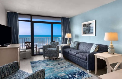 Ocean Drive Apartment | Maritime Beach Club - 1BR