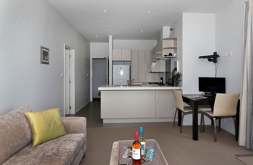 Renwick Apartment | Marlborough Magic Studio - Rapaura Holiday Home