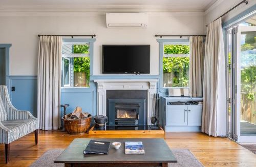 Wanaka House | McDougall Cottage
