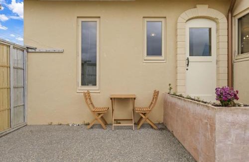 Silverdale House | Mediterranean Coastal Charm with Great Views