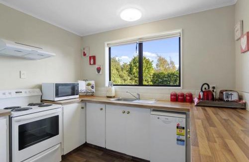 Methven House | Methven central 3 bedroom house- Colcord