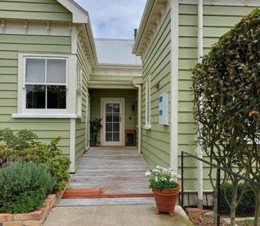 Leamington House | Milton Luxury Villa Accomodation