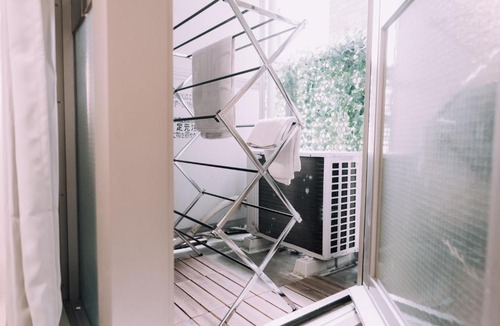 Minami Apartment | Minimalist Loft Namba Compact Studio with a 24-hour Gym MA805