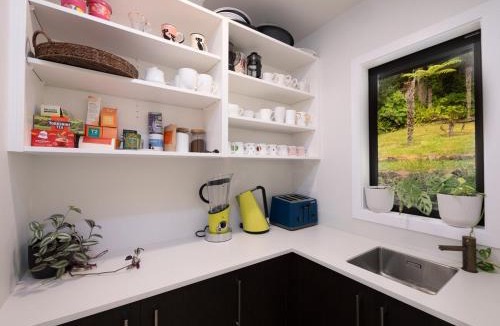 Paihia House | Moana View