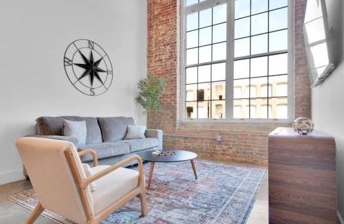 Judson Apartment | Modern Escape Pool Easy Access to DT and More