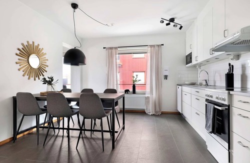 Pitea Apartment | Modern Haven in Piteå's Heart