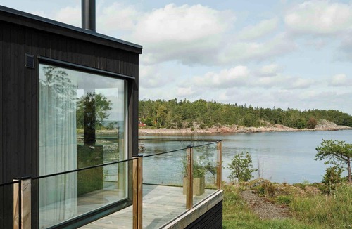 Vaddo House | Modern seaside home with magical views