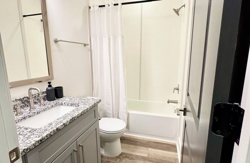 Kirkwood Apartment | Modern Studio near Pullman Yards & BeltLine. Perfect for FIFA stays.