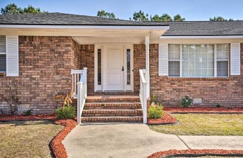 Moncks Corner House | Moncks Corner Home w/Yard Near Lake Moultrie
