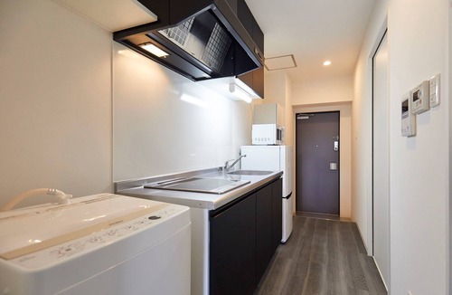 Naniwa Apartment | Montana Flat Yebisu