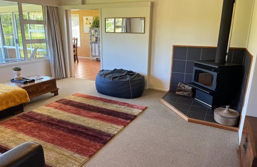 Taranaki House | Mount Taranaki Basecamp: 4BR Farmhouse + Games Room